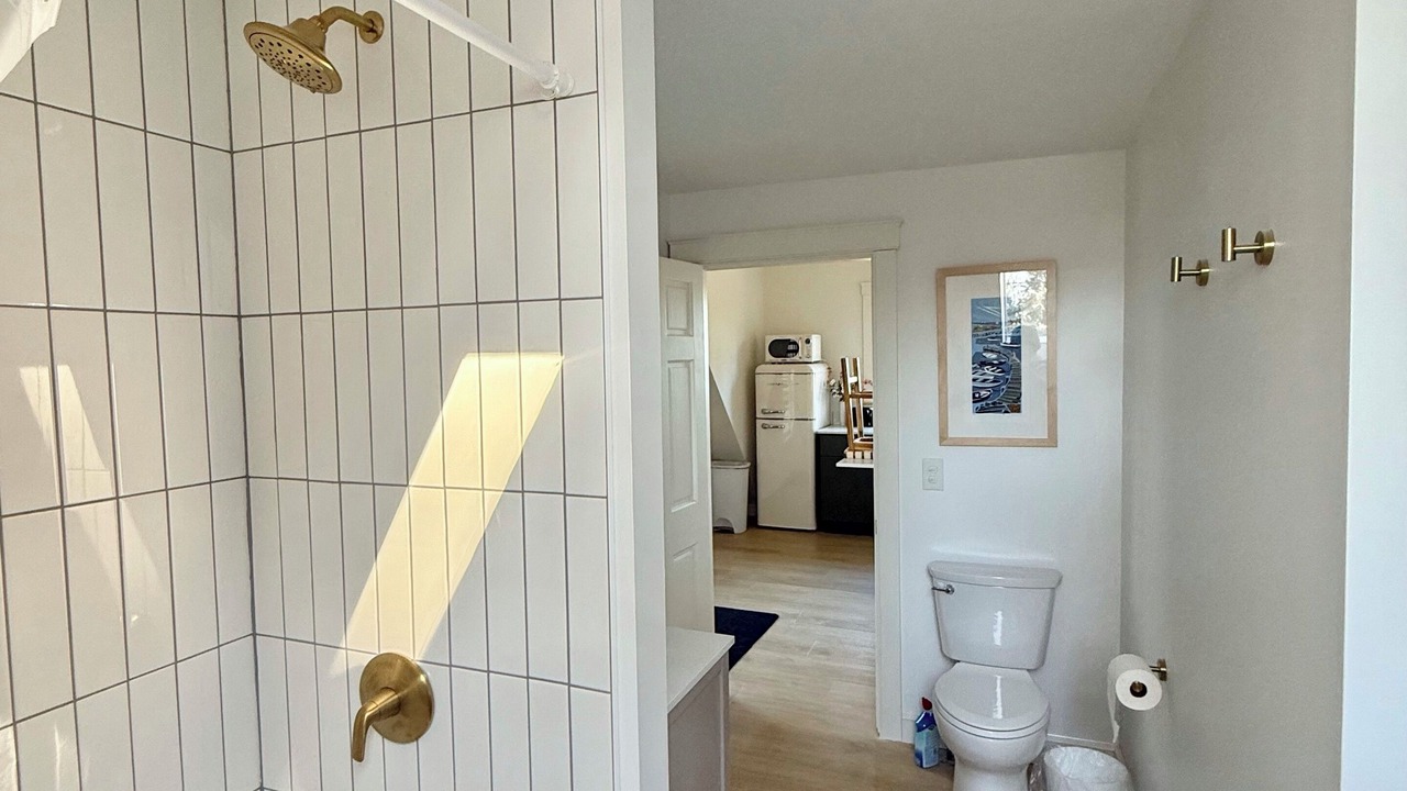 Photo of Bathroom in Mid-Coast and Islands