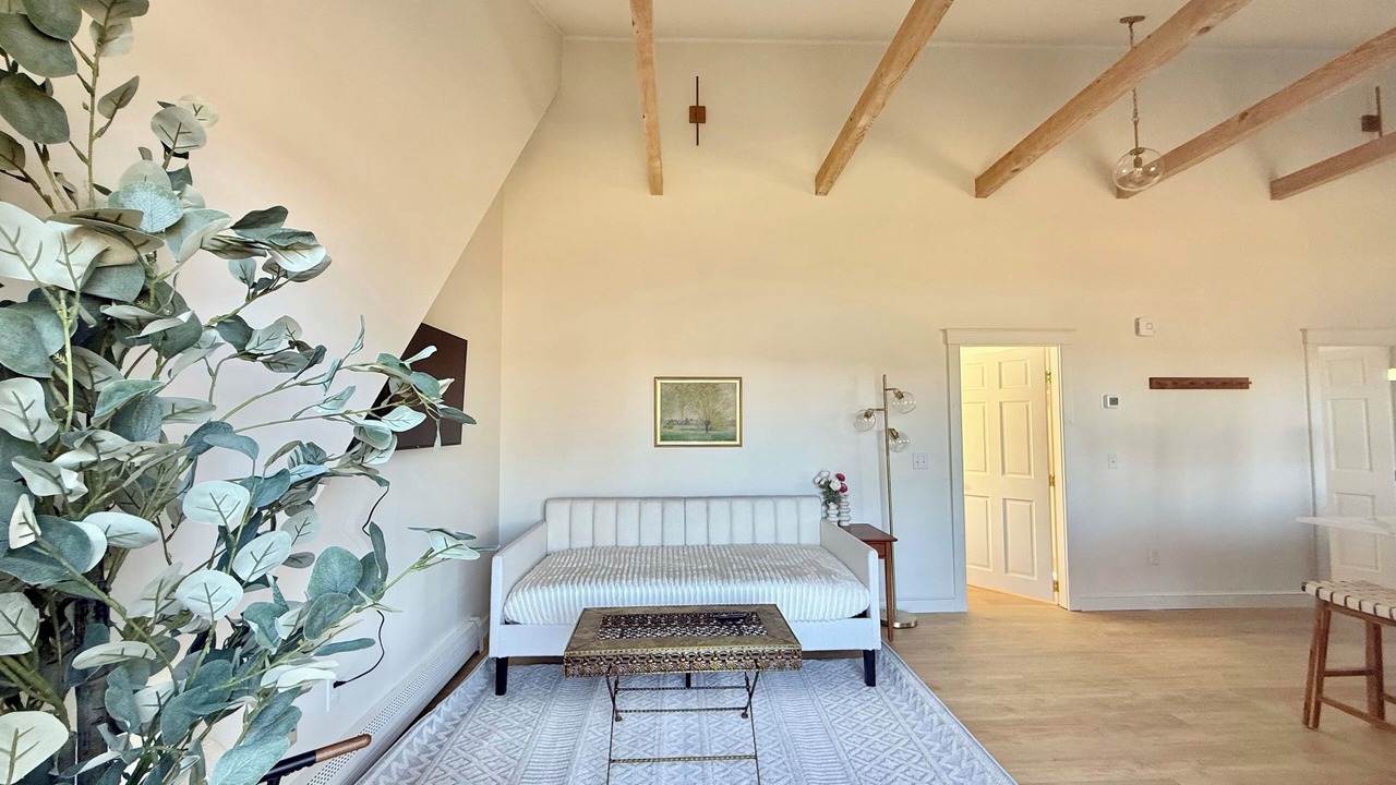 Photo of Others in Mid-Coast and Islands