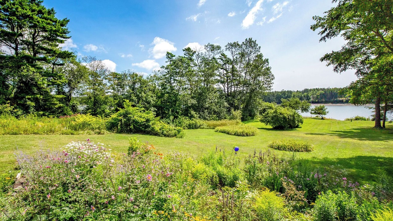 Photo of Outdoor in Mid-Coast and Islands