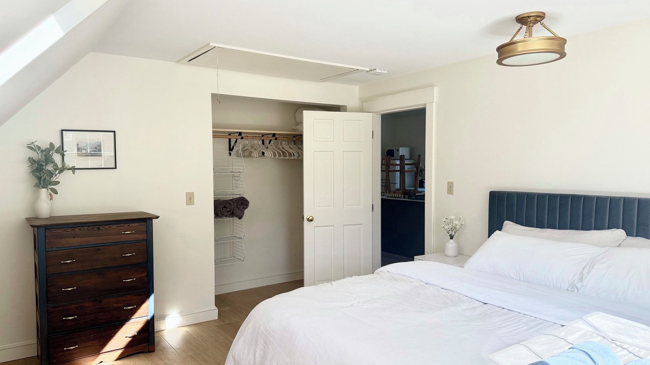 Photo of Bedroom in Mid-Coast and Islands