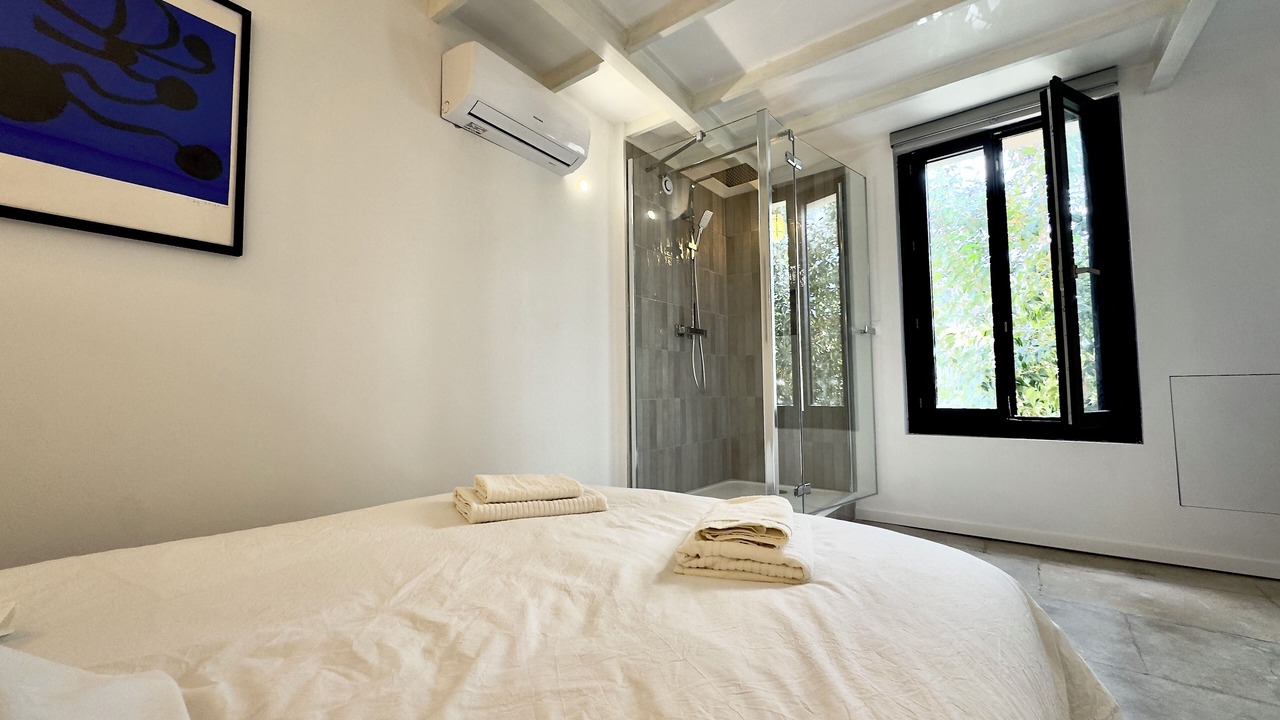 Photo of Bedroom in Lemasson
