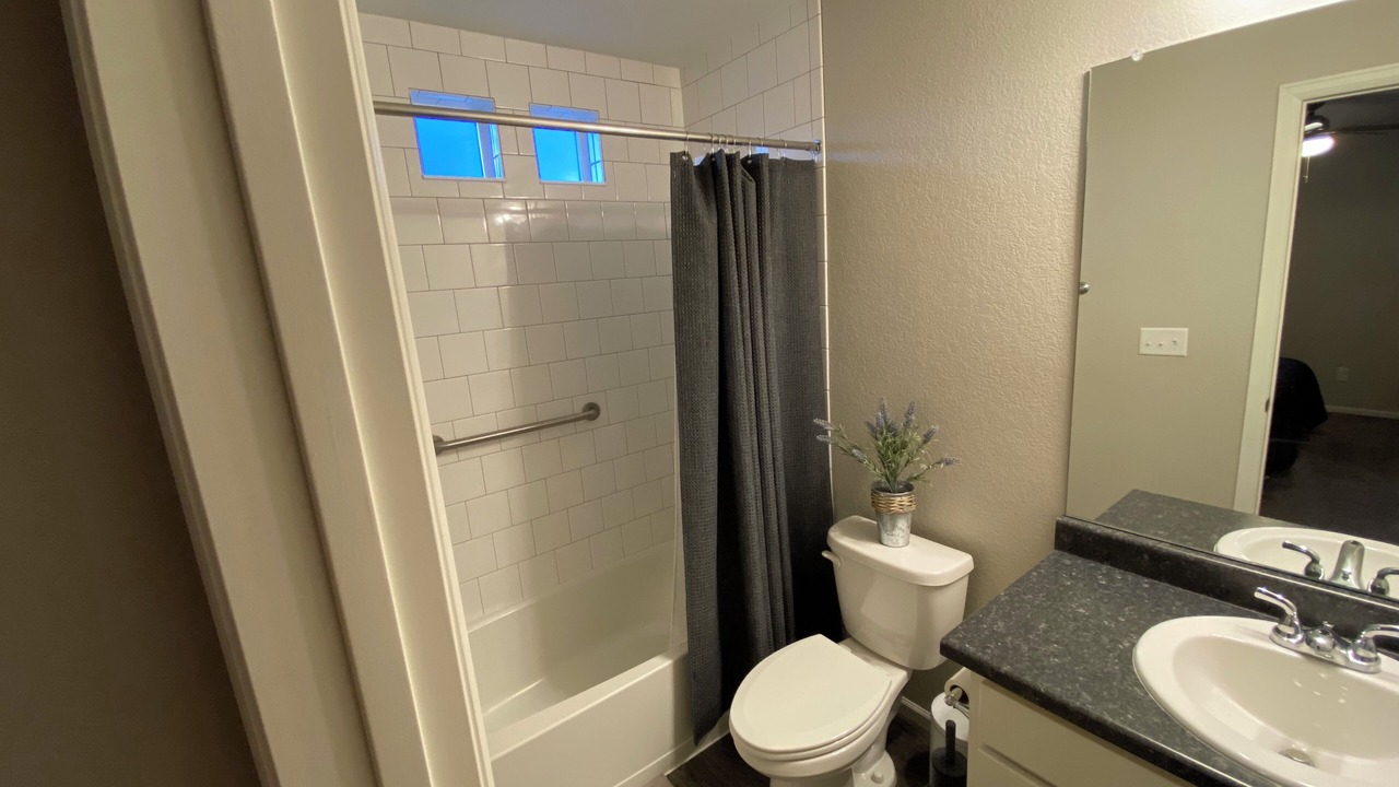 Photo of Bathroom in Dupont