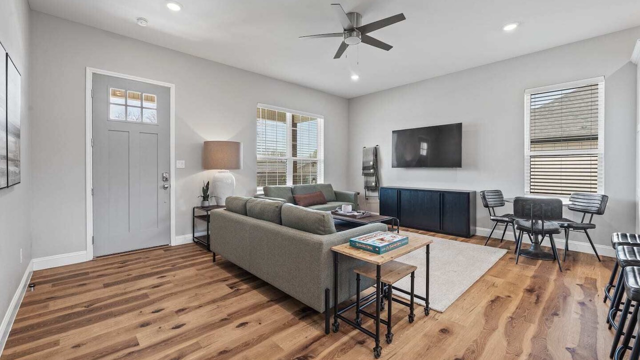 Photo of Livingroom in Stephenville