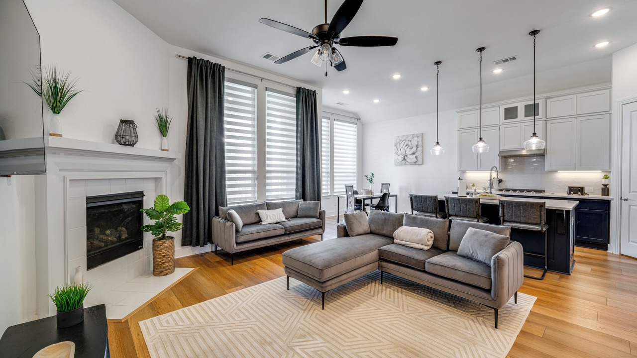 Photo of Livingroom in South Arlington