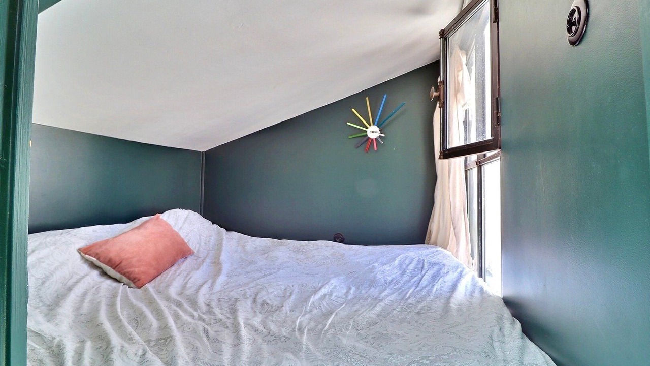 Photo of Bedroom in Porte-Saint-Martin