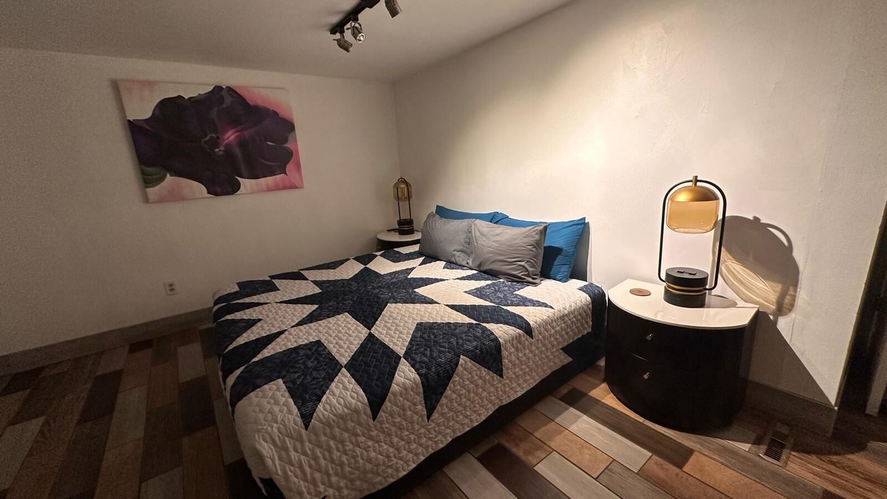 Photo of Bedroom in Glenwood Springs