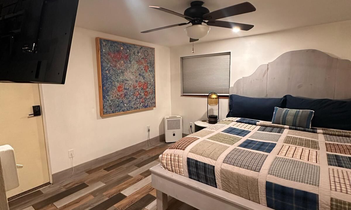 Photo of Bedroom in Glenwood Springs
