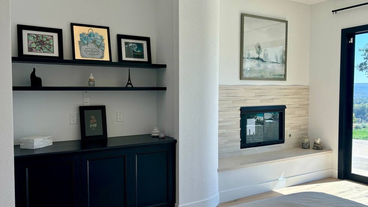 Photo of Bedroom in Glen Ellen