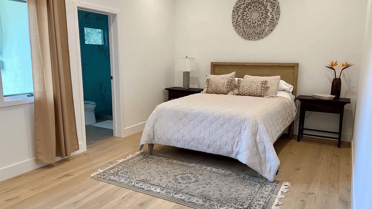 Photo of Bedroom in Glen Ellen