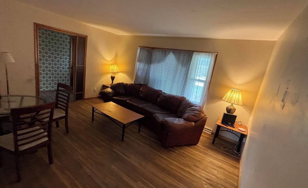 Photo of Livingroom in Stanford