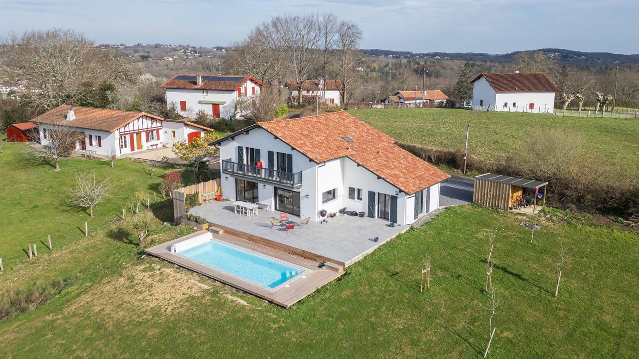 Photo of Others in Mouguerre