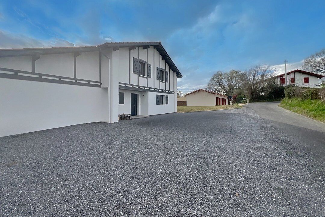 Photo of Others in Mouguerre