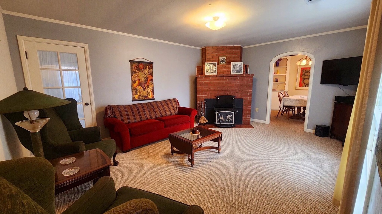 Photo of Livingroom in Jacoby Creek