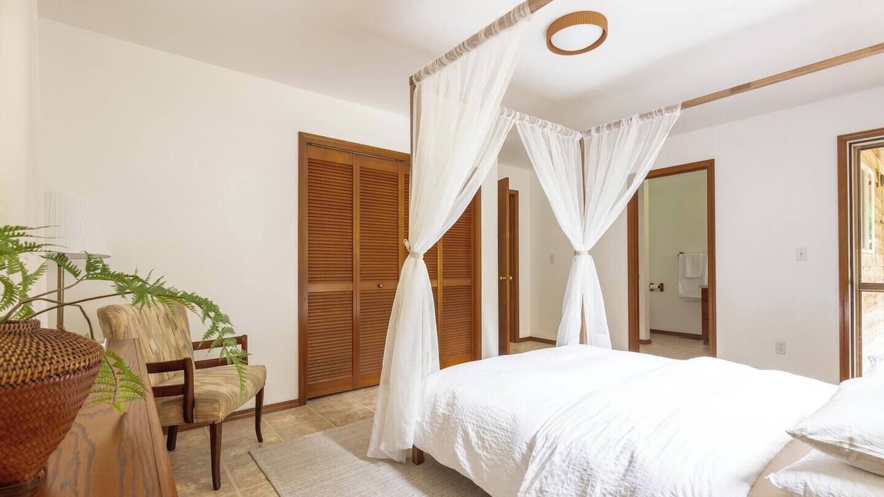 Photo of Bedroom in Marblemount