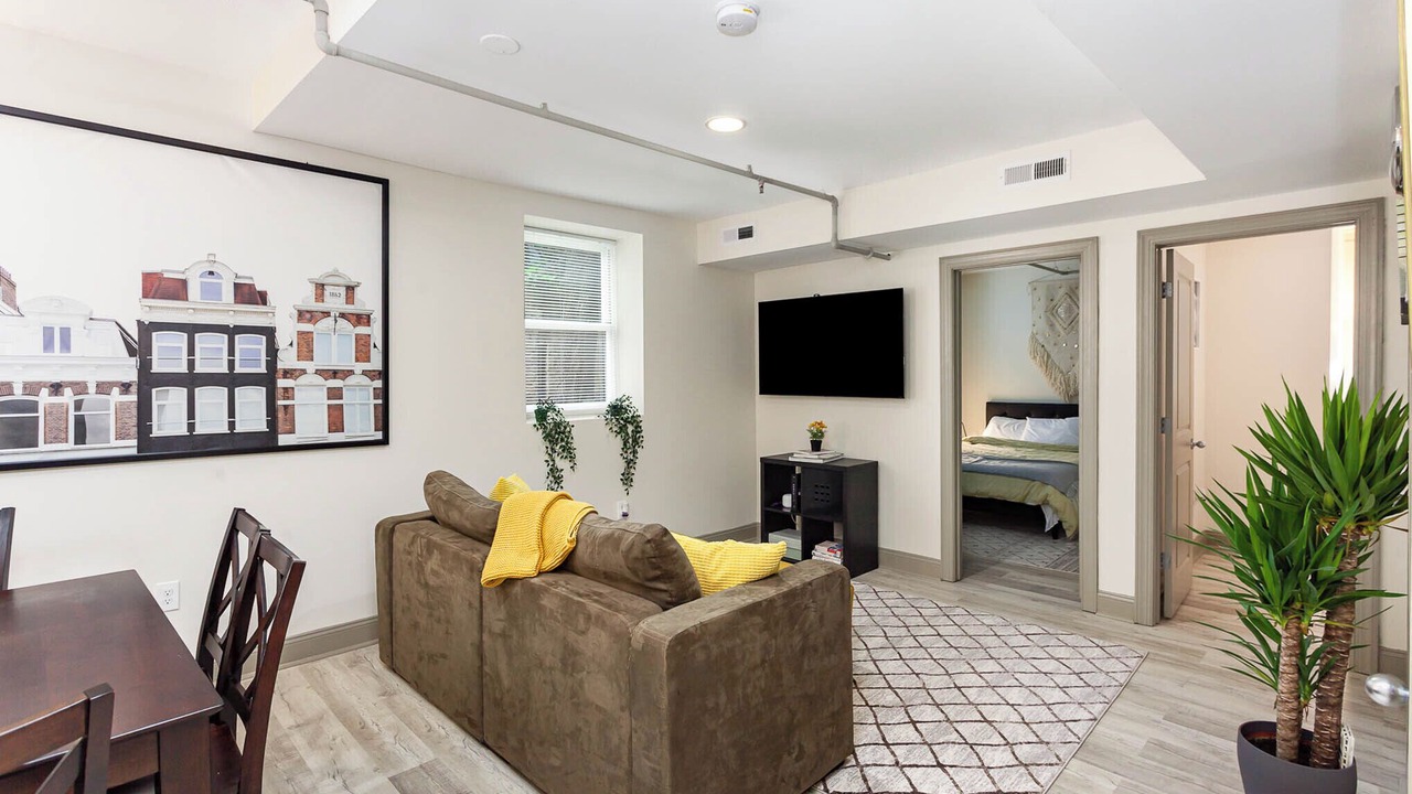 Photo of Livingroom in Fells Point