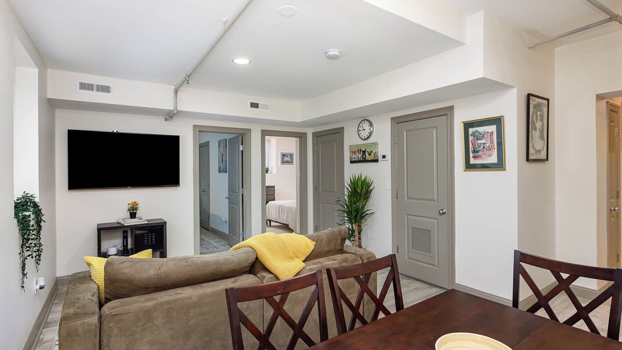 Photo of Livingroom in Fells Point