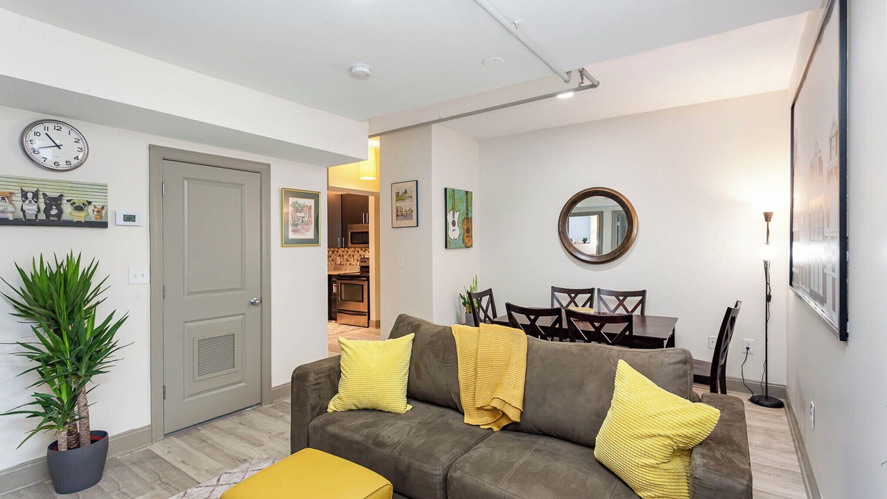 Photo of Livingroom in Fells Point