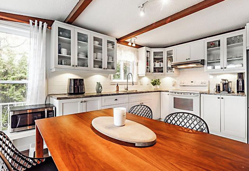 Photo of Kitchen in Lac-Brome