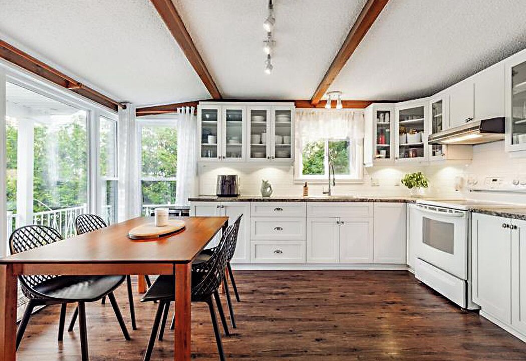 Photo of Kitchen in Lac-Brome