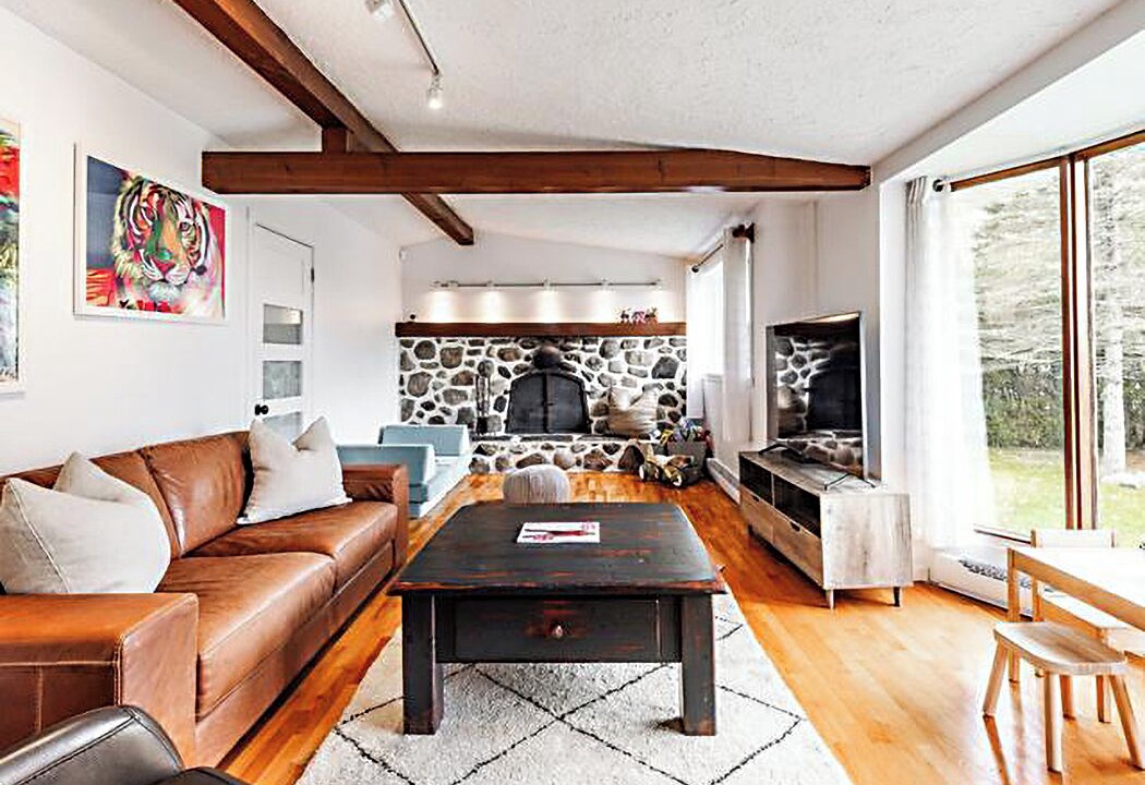 Photo of Livingroom in Lac-Brome