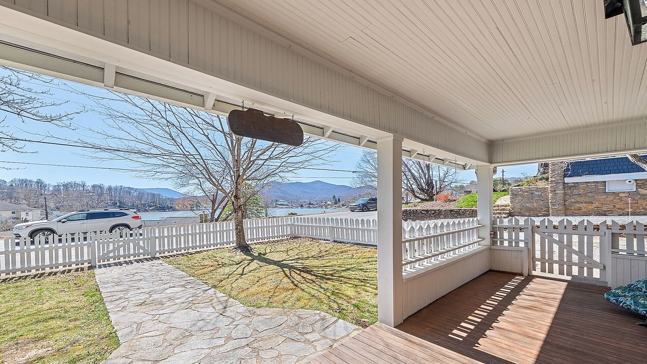 Photo of Outdoor in Lake Junaluska