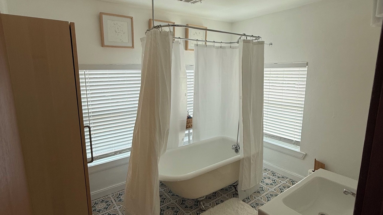 Photo of Bathroom in Norman