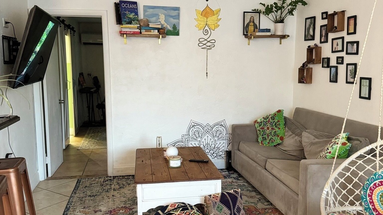 Photo of Livingroom in North Miami