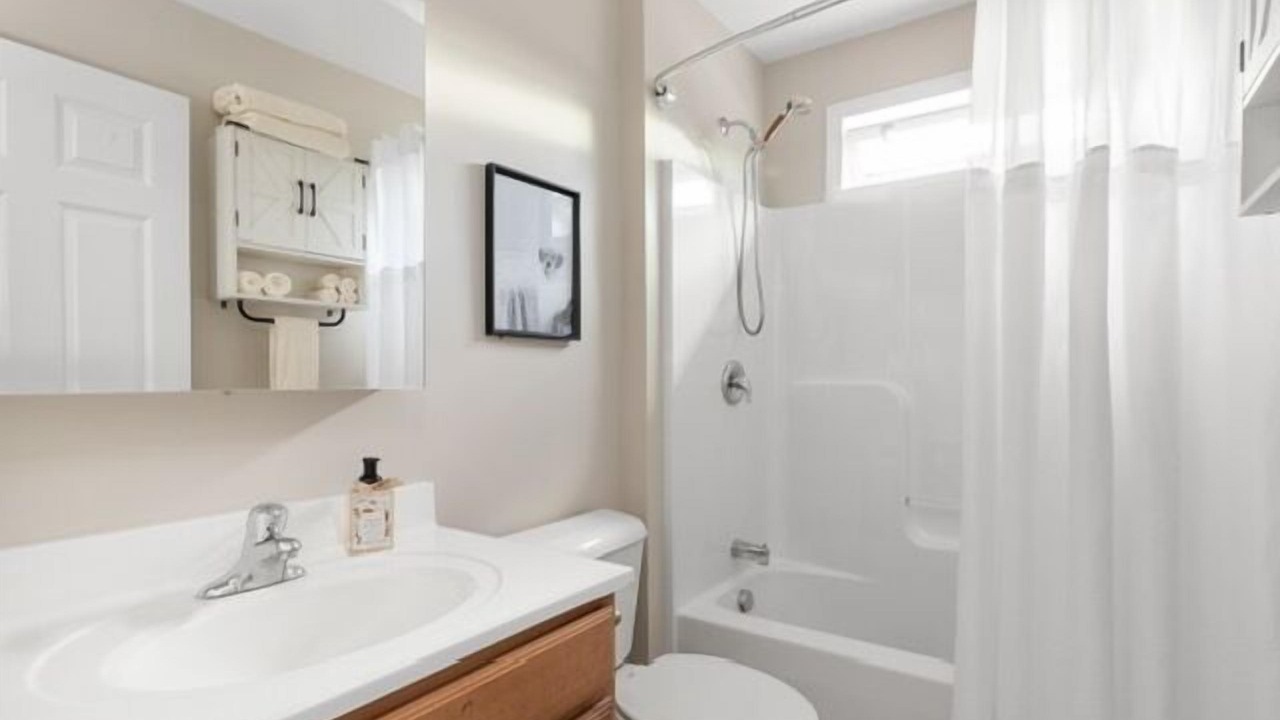 Photo of Others in Salem