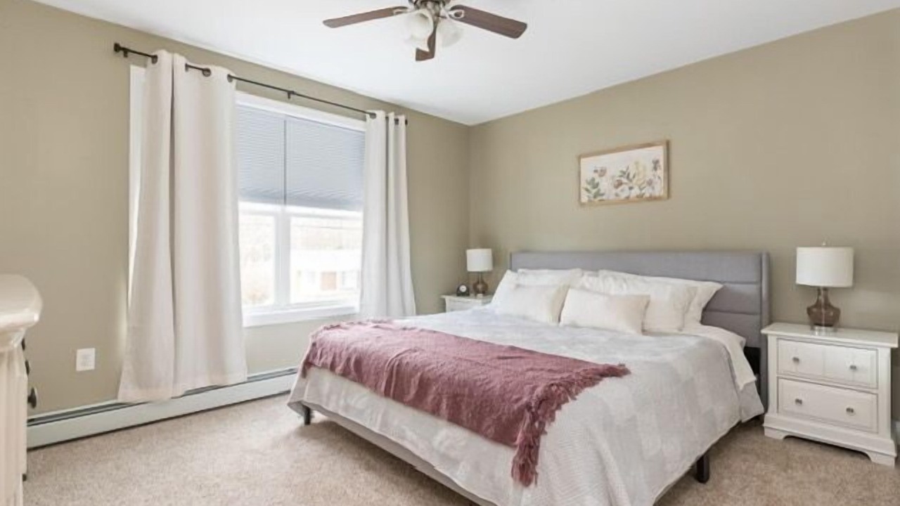 Photo of Others in Salem