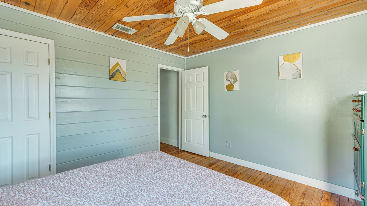 Photo of Bedroom in Sylvester