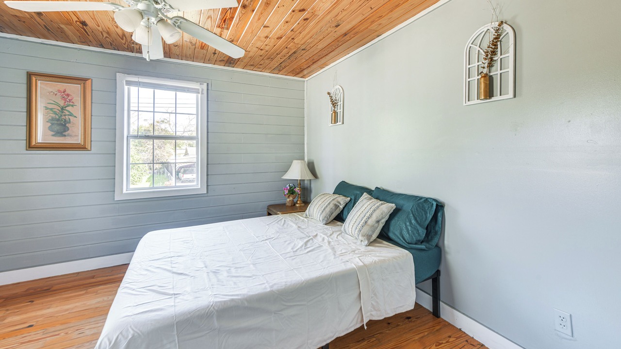 Photo of Others in Sylvester