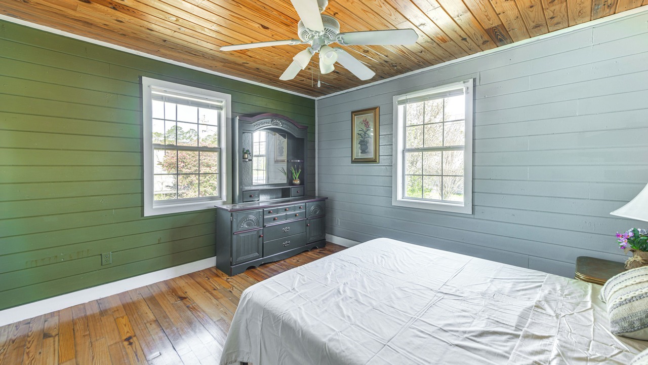 Photo of Bedroom in Sylvester