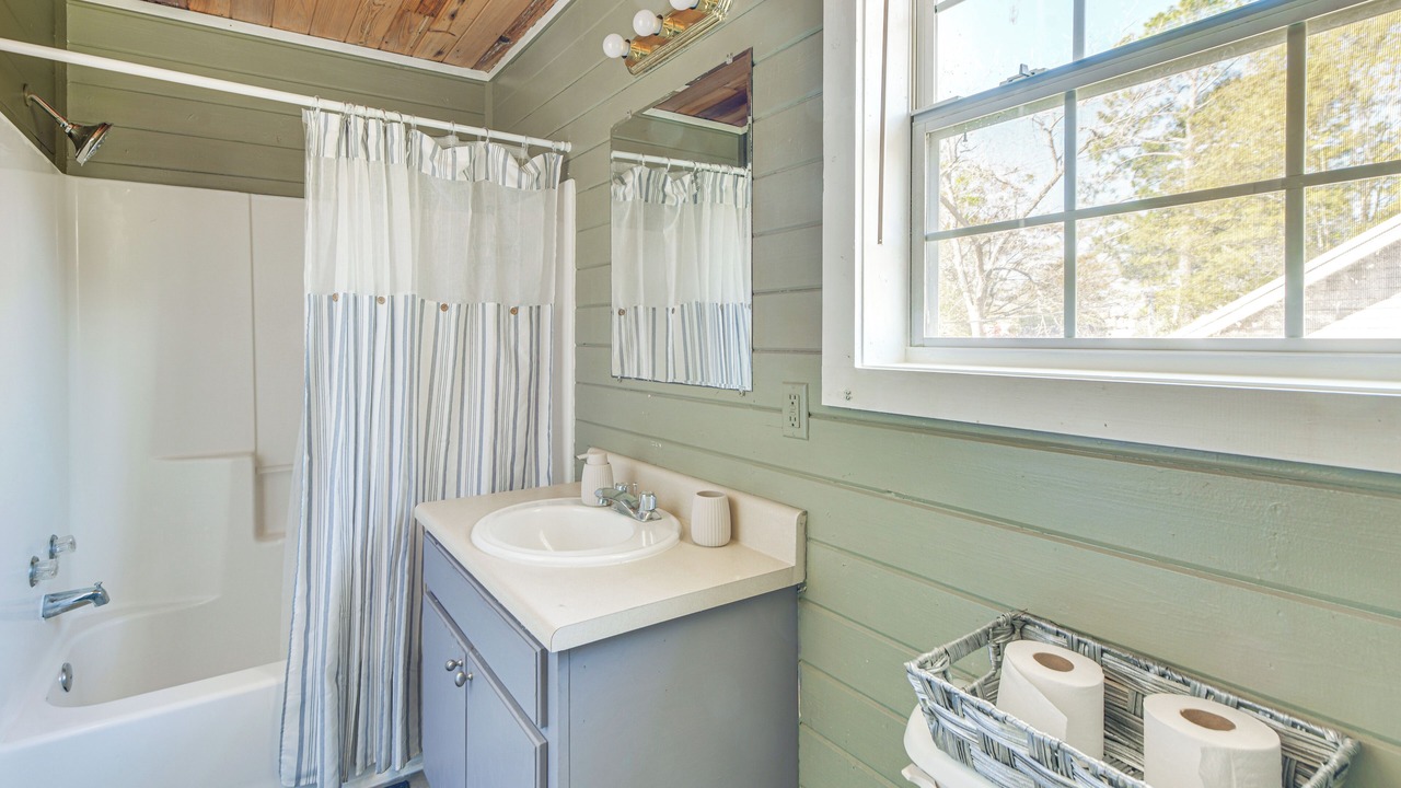 Photo of Others in Sylvester