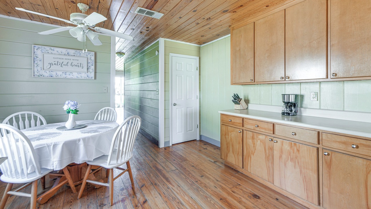 Photo of Others in Sylvester