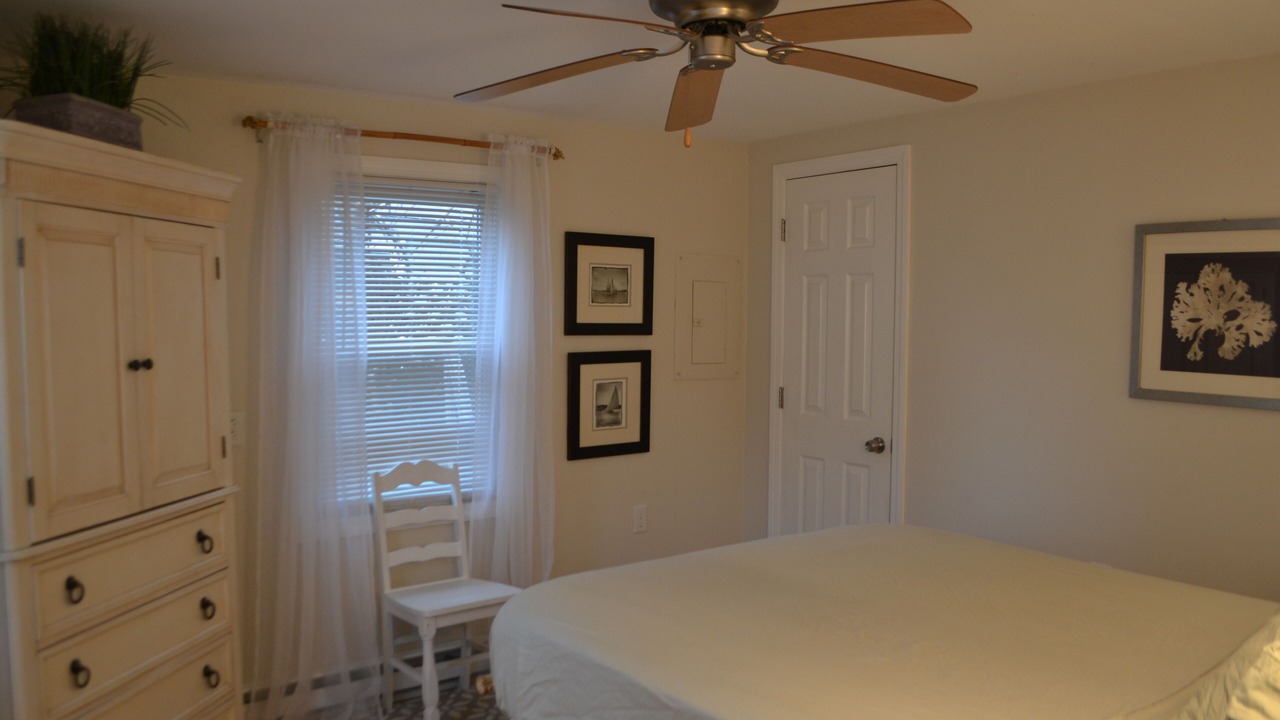 Photo of Bedroom in Normandy Beach
