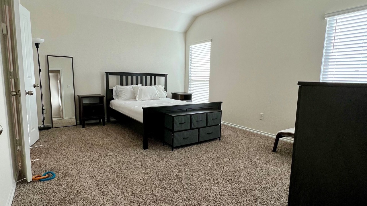 Photo of Bedroom in Lavon