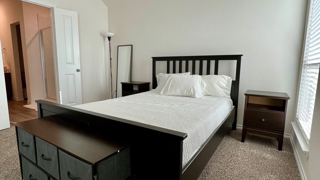 Photo of Bedroom in Lavon