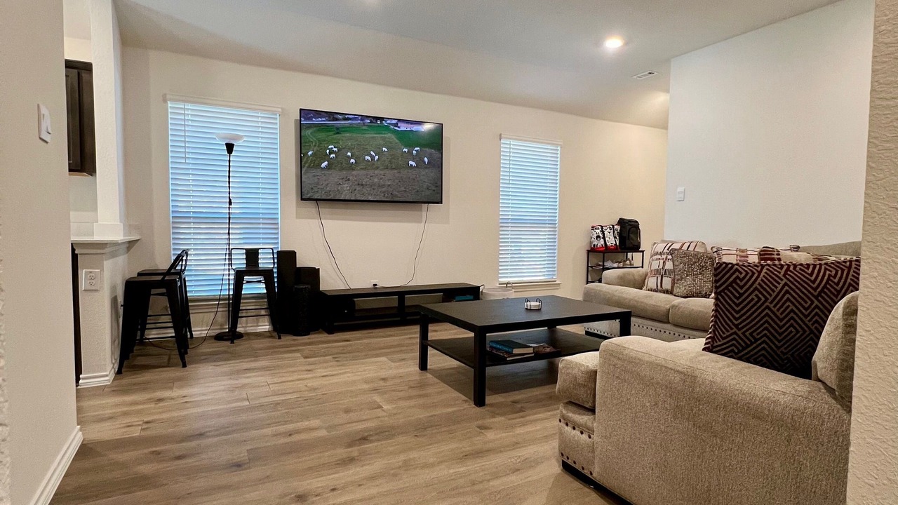 Photo of Livingroom in Lavon