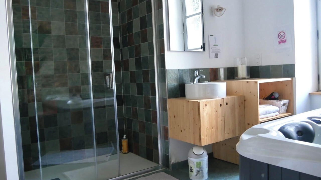 Photo of Bathroom in Centre ville - Urbanistes