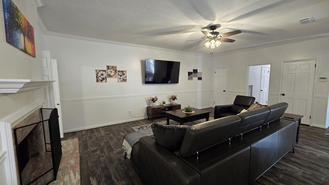 Photo of Livingroom in Montgomery