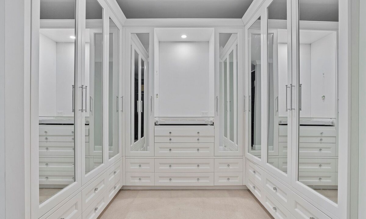 Photo of Others in Carrara