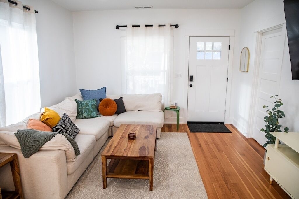 Photo of Livingroom in Vancouver