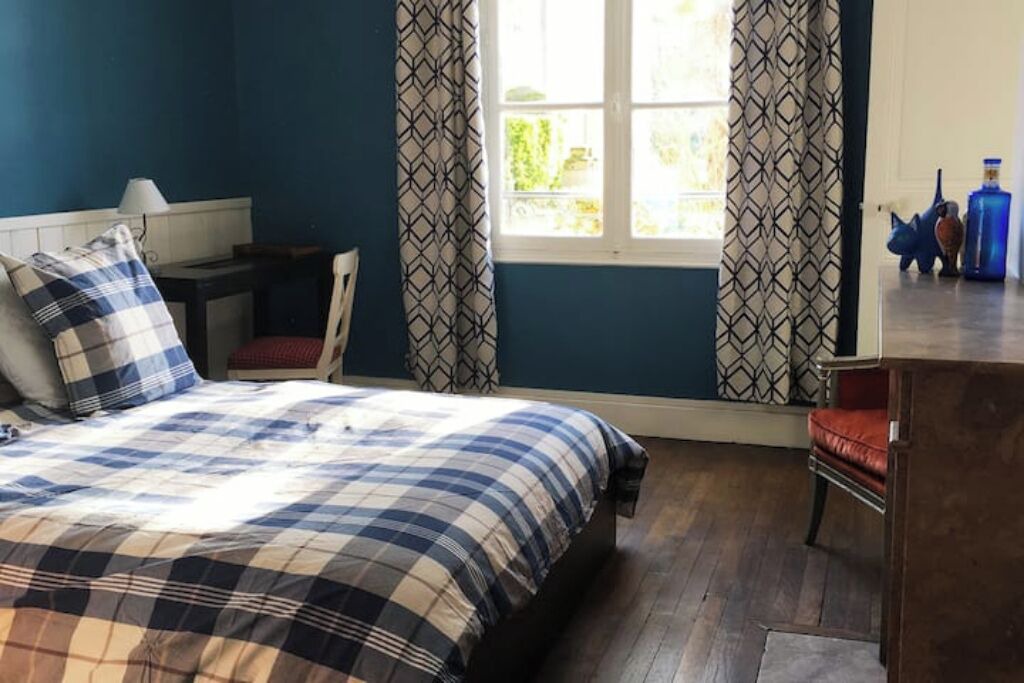 Photo of Bedroom in Vic-sur-Aisne