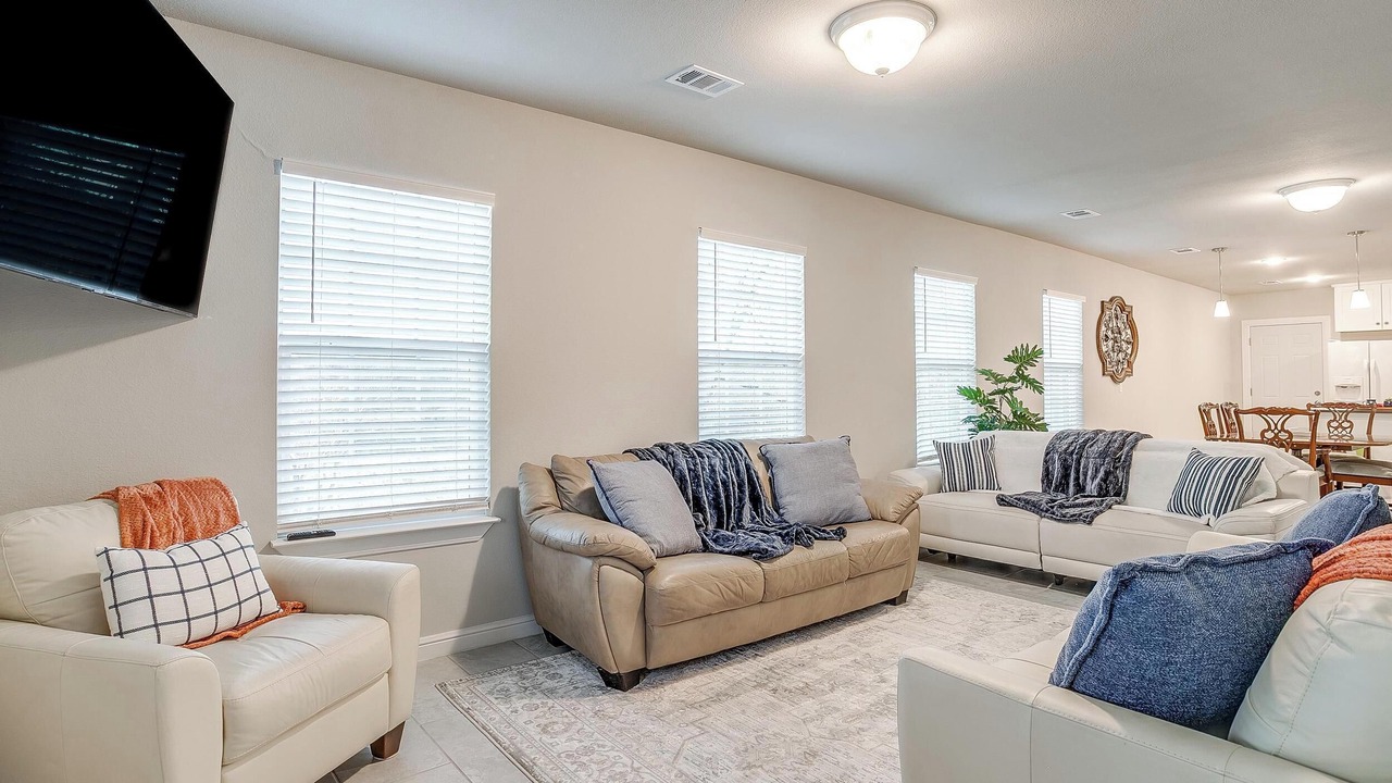 Photo of Livingroom in Chico