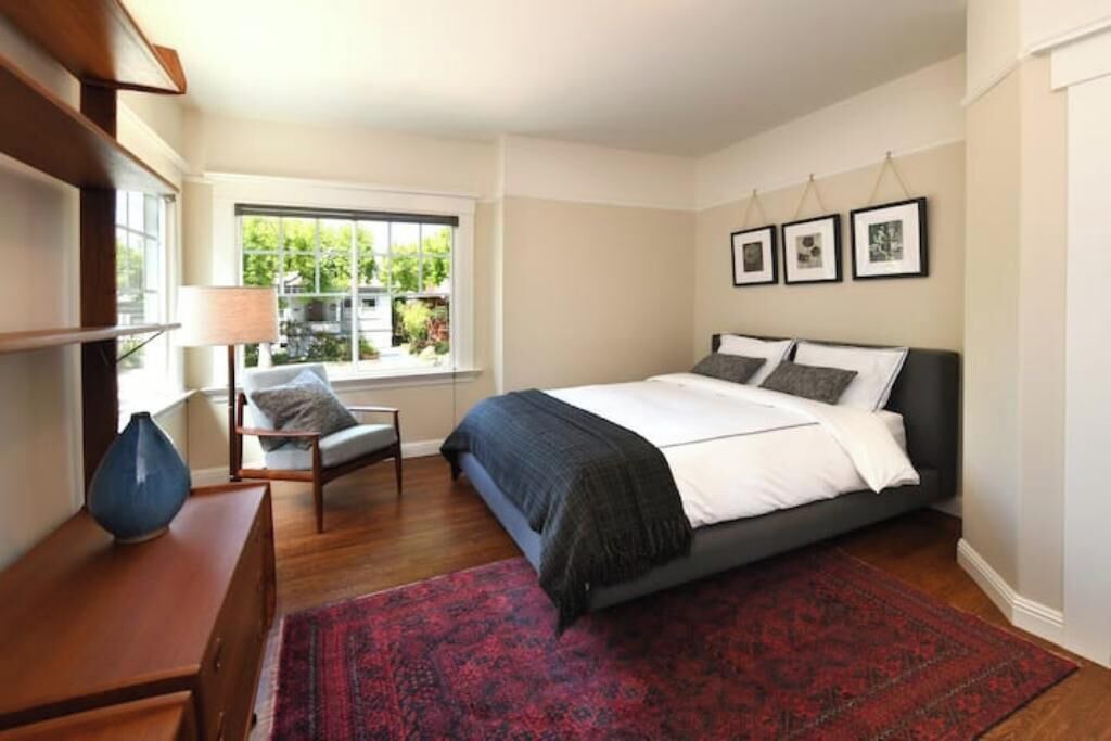 Photo of Bedroom in Central Berkeley