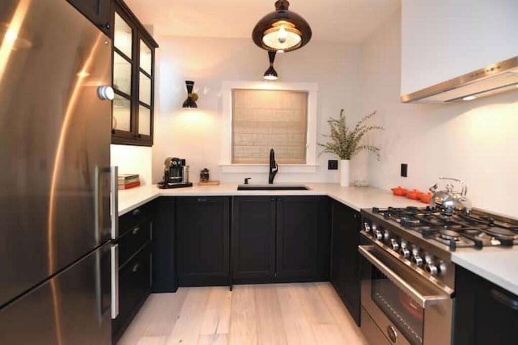 Photo of Kitchen in Central Berkeley