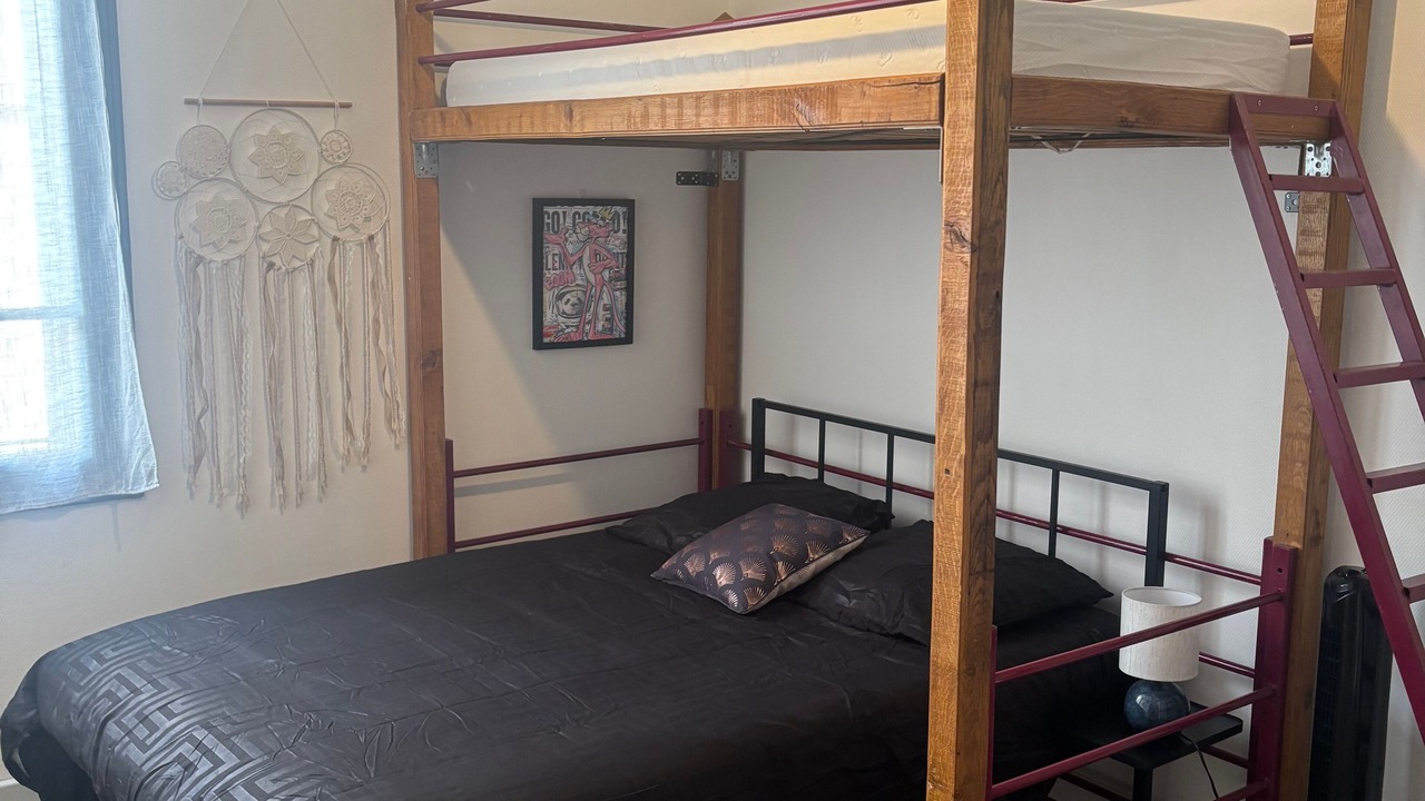 Photo of Bedroom in Cite