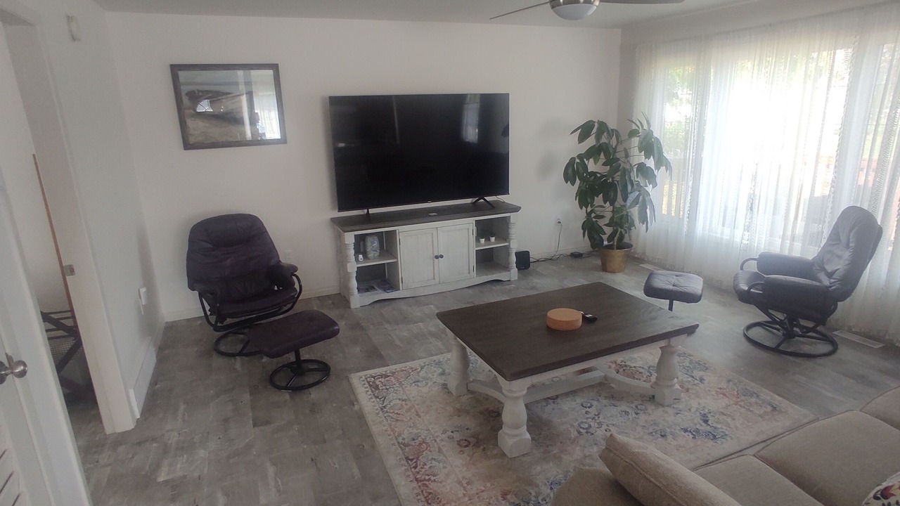 Photo of Livingroom in Gimli