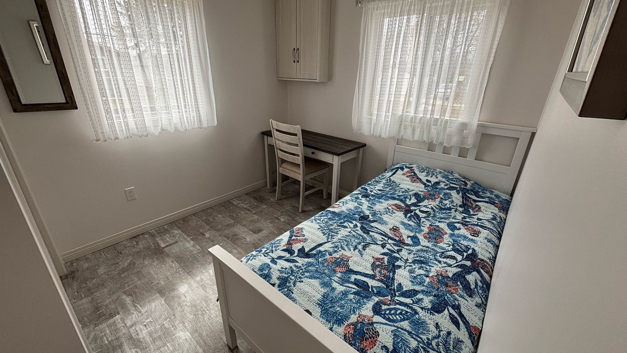 Photo of Bedroom in Gimli