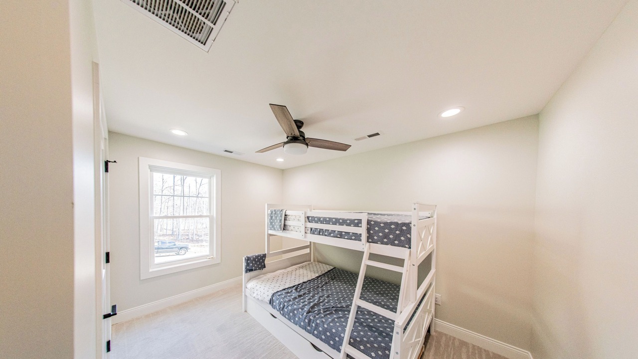 Photo of Bedroom in Grand Rivers